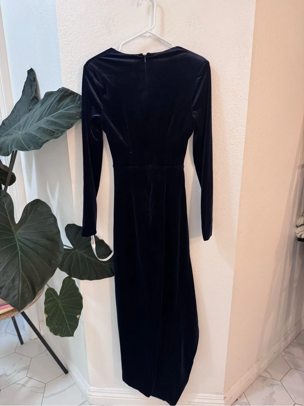 Club L Fay Navy Velvet Corset Style Knot Long-Sleeve Ruched Evening Dress Formal